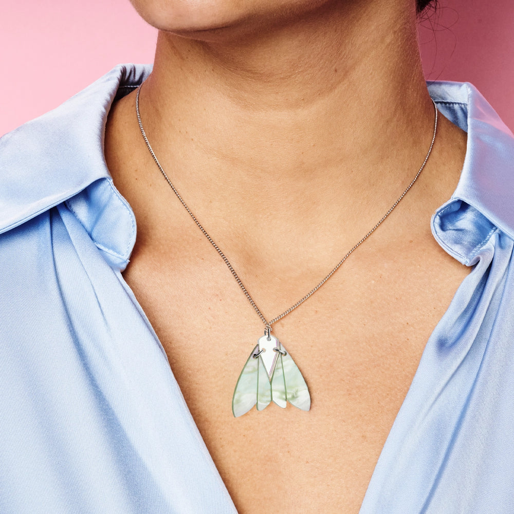 Gossamer Pendant Necklace - Opal Green & Iridescent