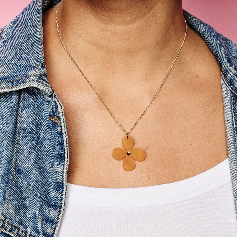 Daisy Pendant Necklace - Mica