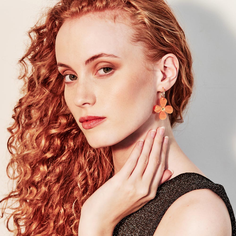 Toolally Earrings - Charming Hoops - Daisy Hoop - Orange Pearl