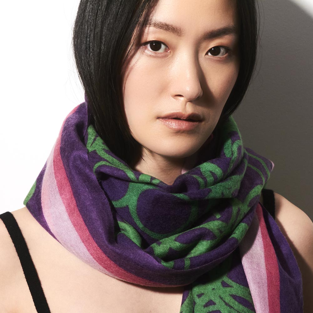 Toolally_LBD_Hoop_Scarf_Green_Purple_Lifestyle