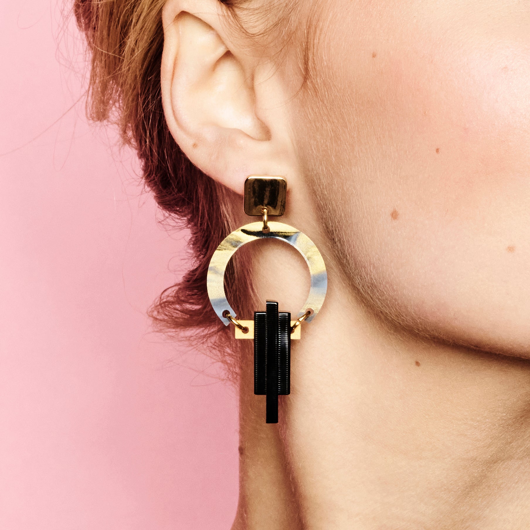 Petite Art Deco Chandelier Earrings - Black Swirl