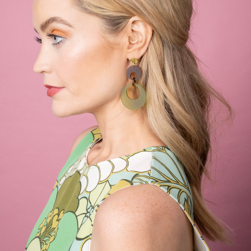 Swinging Circle Drop Earrings