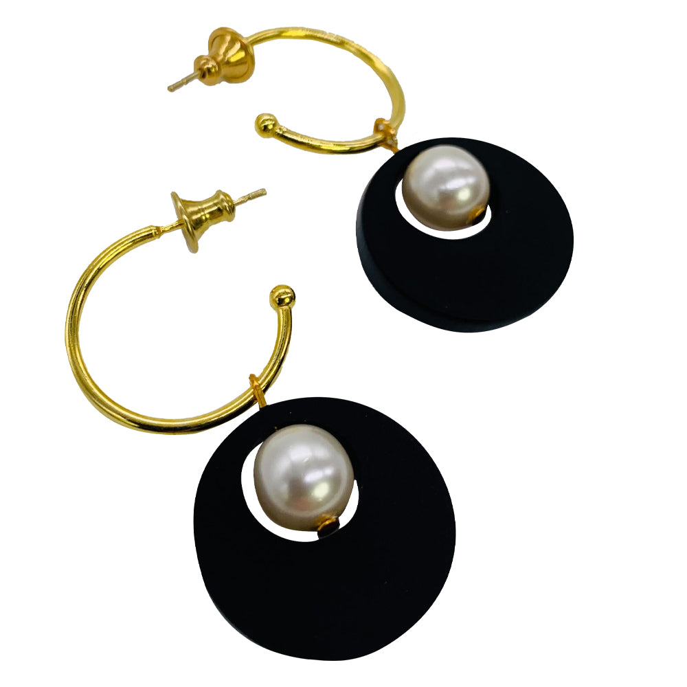 Charming Pearl Circle Earrings - Black