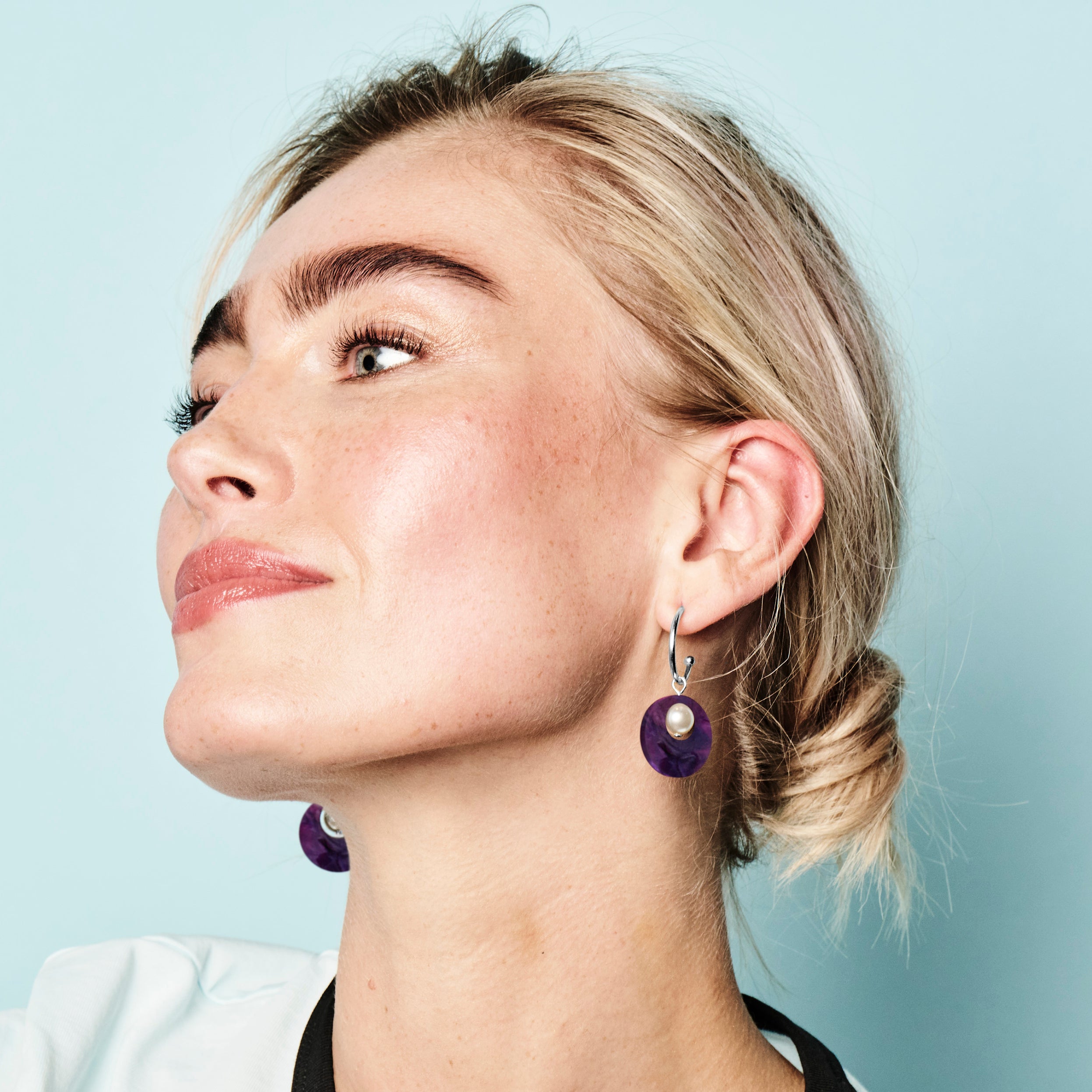 Charming Pearl Circle Earrings - Amethyst Pearl