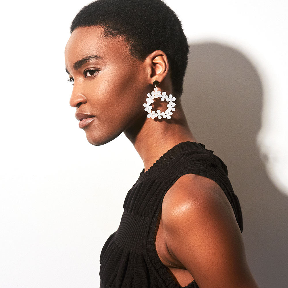 Daisy Chain Earrings - White Pearl