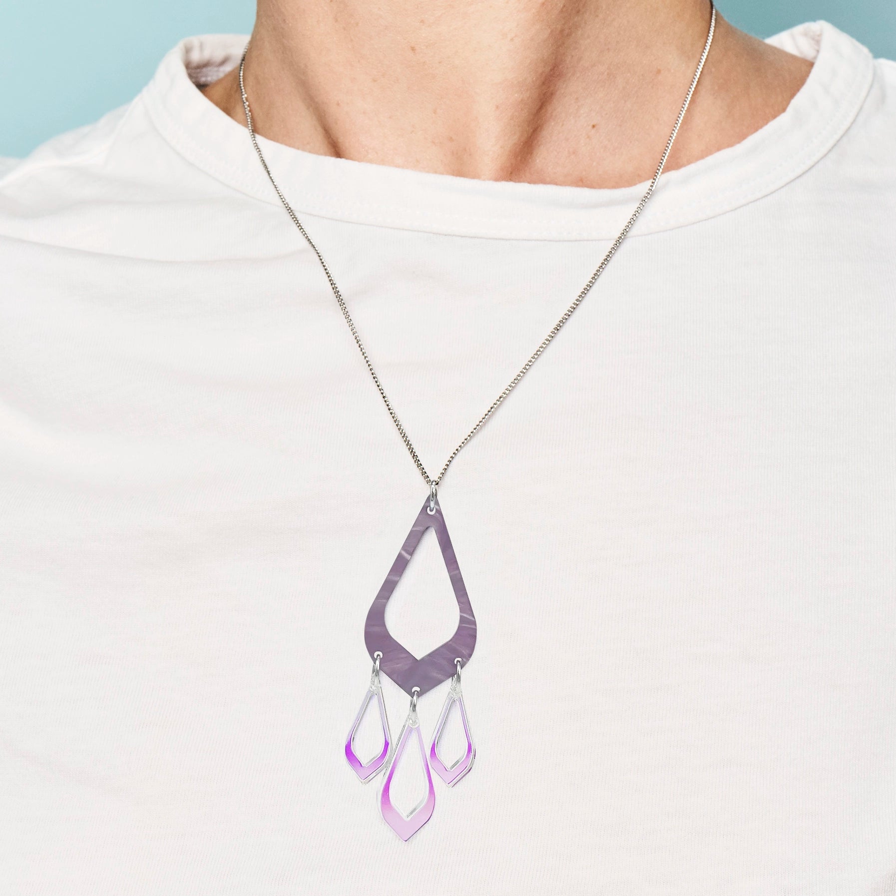 Feather Drop Pendant - Mauve Pearl & Iridescent