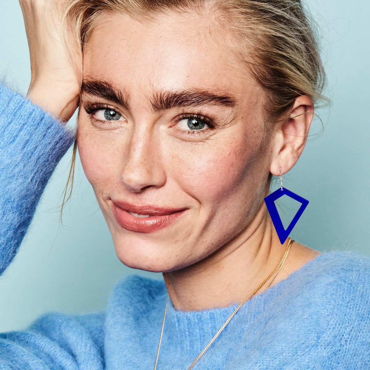 Kite Earrings - Royal Blue Pearl