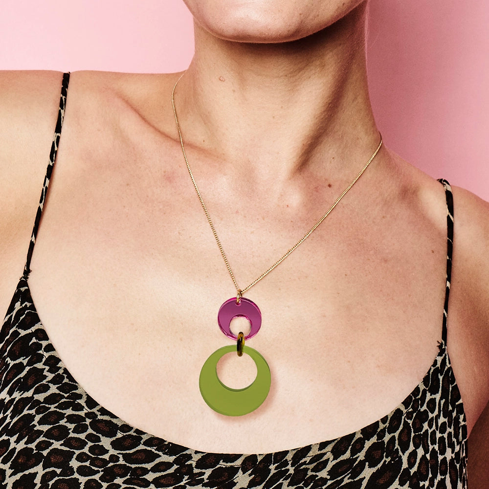 Swinging Circle Pendant - Lime Zest & Pink Mirror