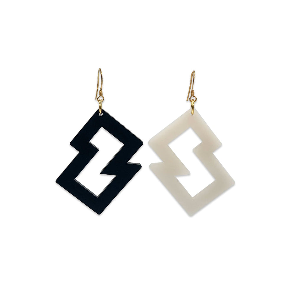 Mismatched Zoop Earrings - Black & Alabaster