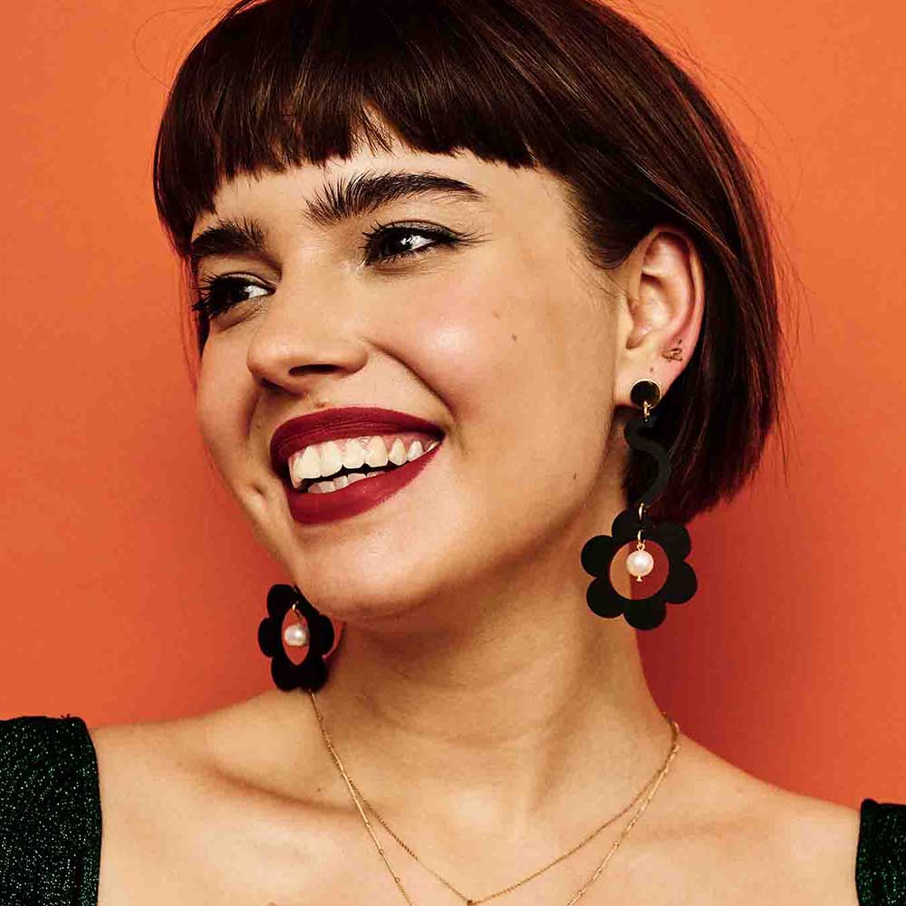 Toolally Earrings Pearl Daisy Drops Black