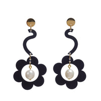Toolally Earrings 60s Pearl Daisy Drops Black