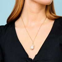Toolally Flameball Pearl Necklace