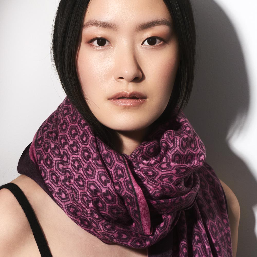 Toolally_Houndstooth_Scarf_Fuschia_Lifestyle_2