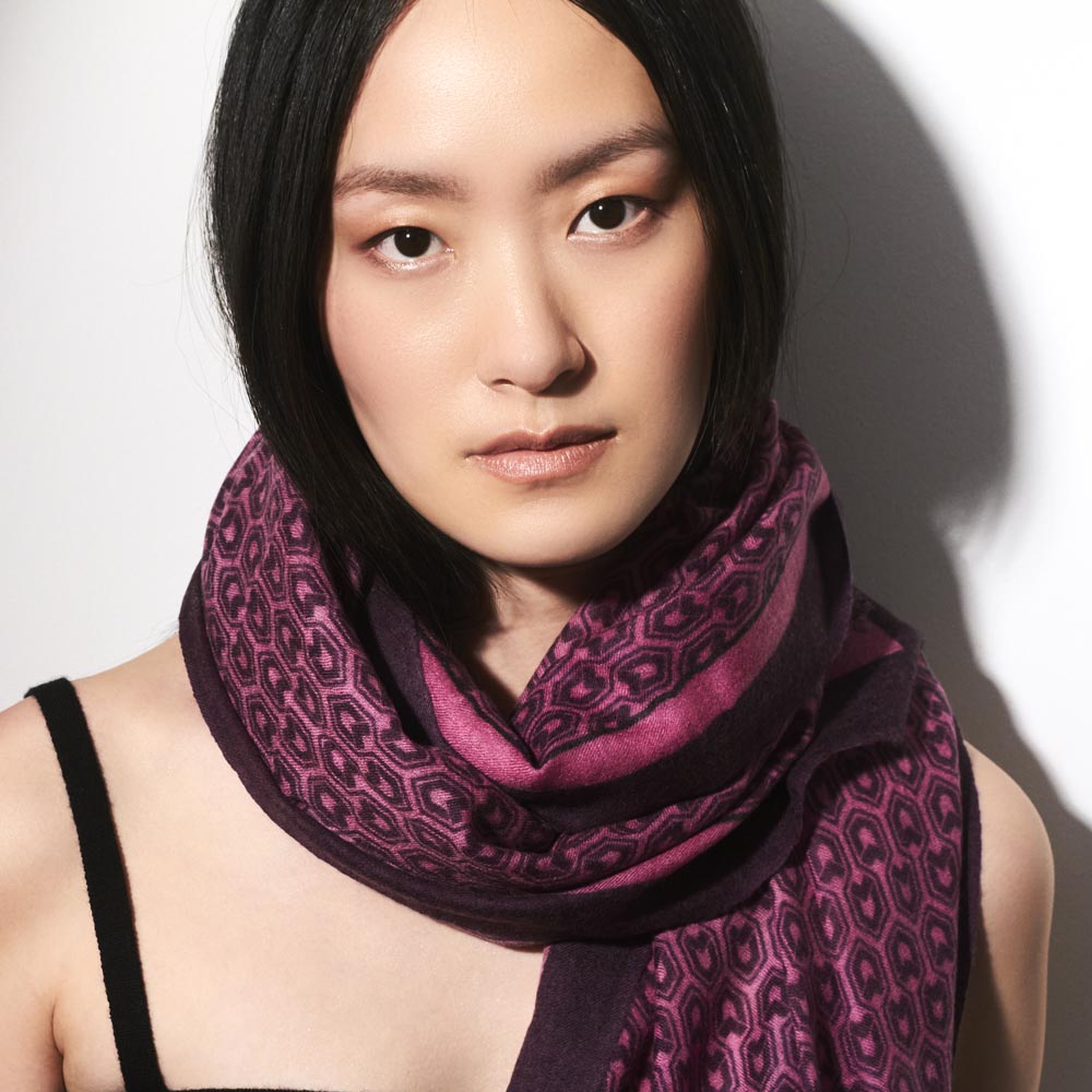 Toolally_Houndstooth_Scarf_Fuschia_Lifestyle_2